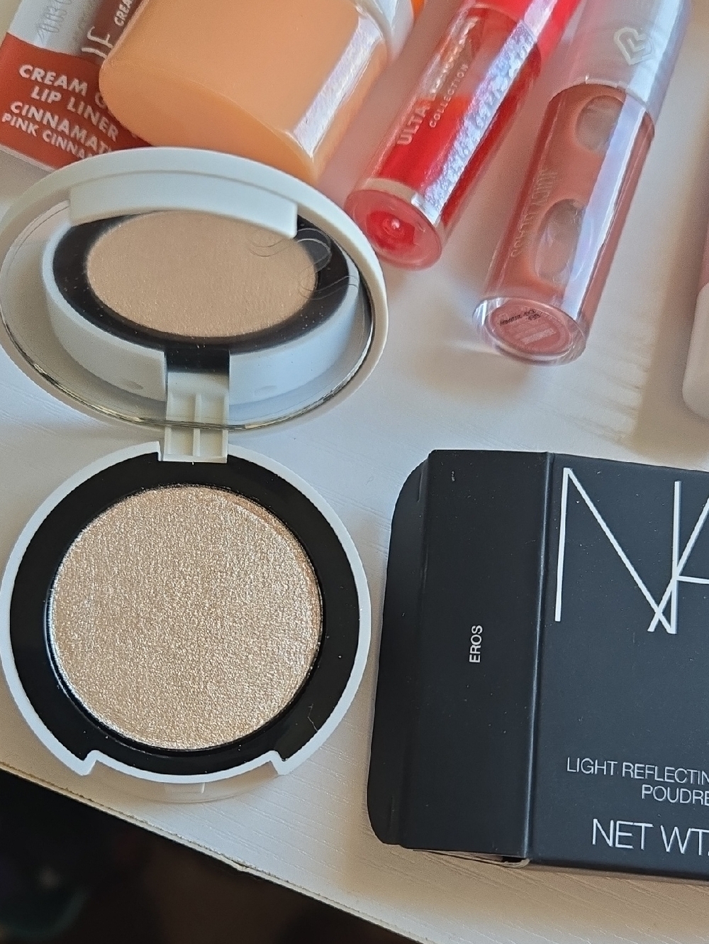Makeup Bundle - Picture 11 of 13